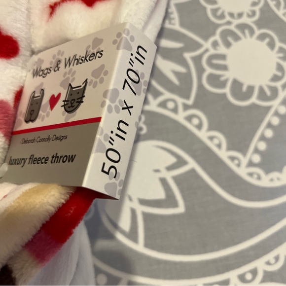 Women Owned Dog Design Valentine Day Throw Blanket - Picture 5 of 5